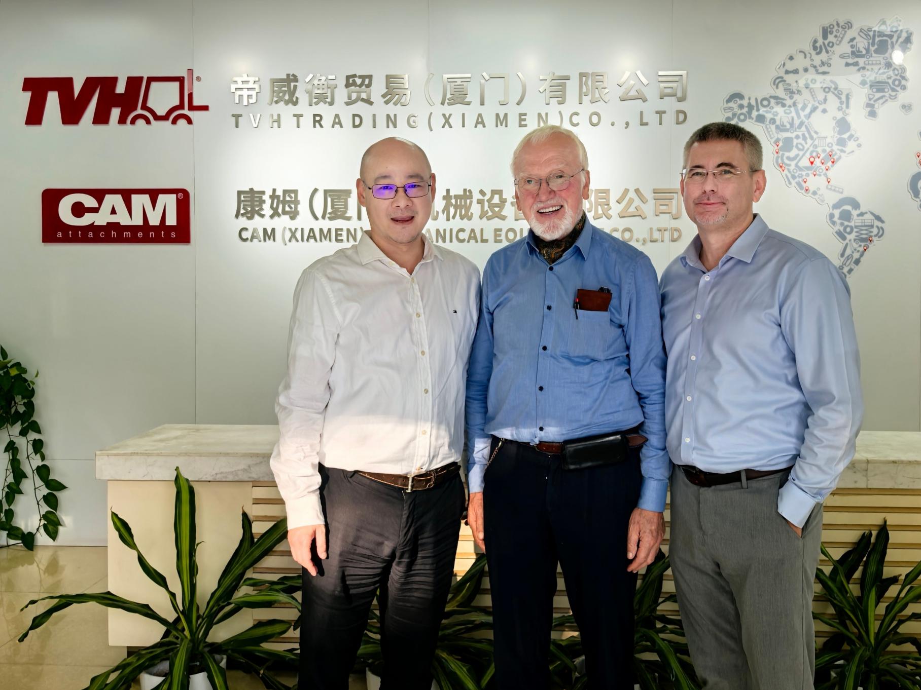 E世博esball集团首创人—— Paul Thermote 先生到访厦门子公司